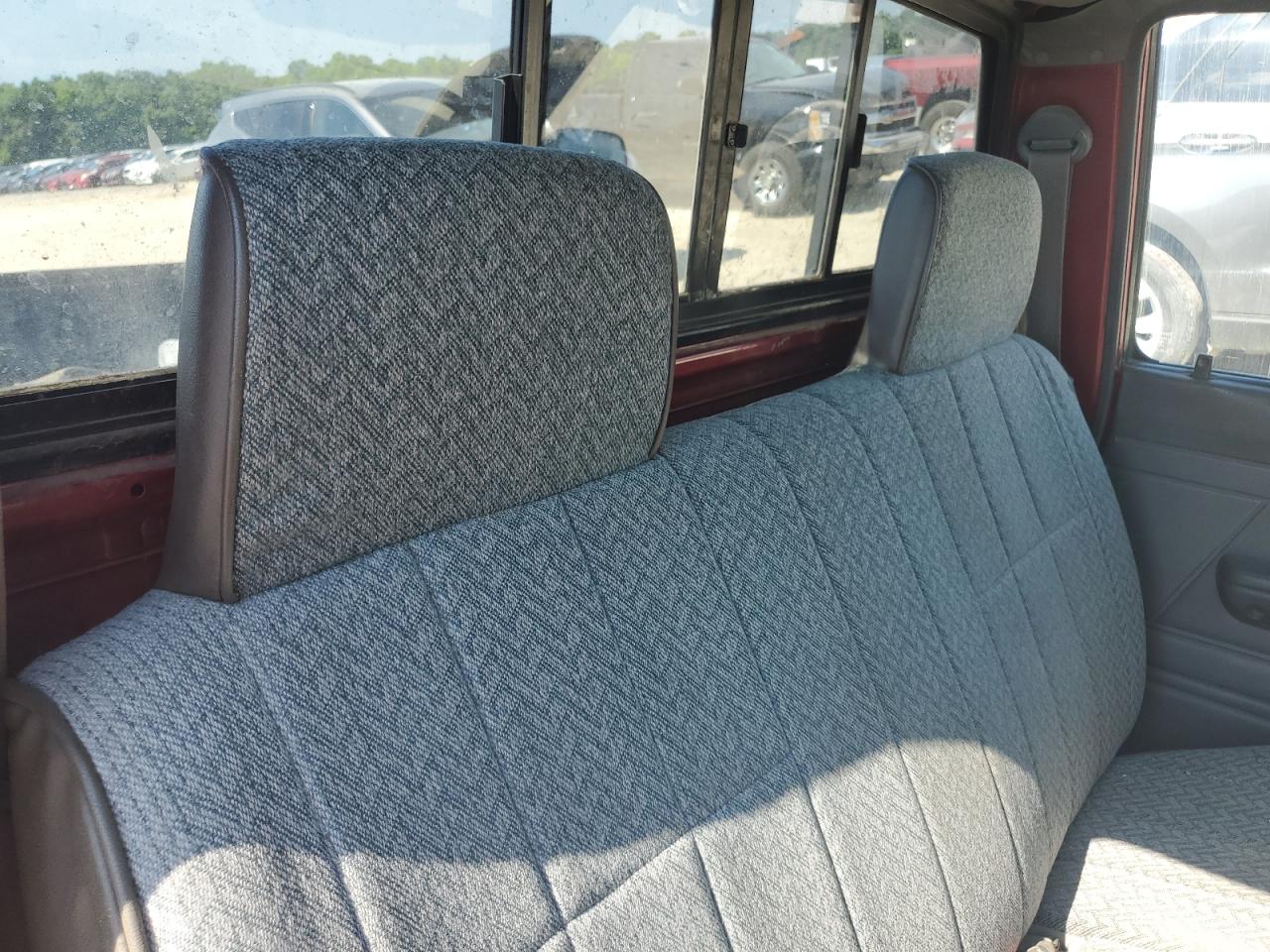 1992 Toyota Pickup 1/2 Ton Short Wheelbase Dlx VIN: JT4VN01D5N0005453 Lot: 61985265