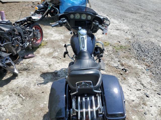 HARLEY-DAVIDSON FL 2019 Чорний