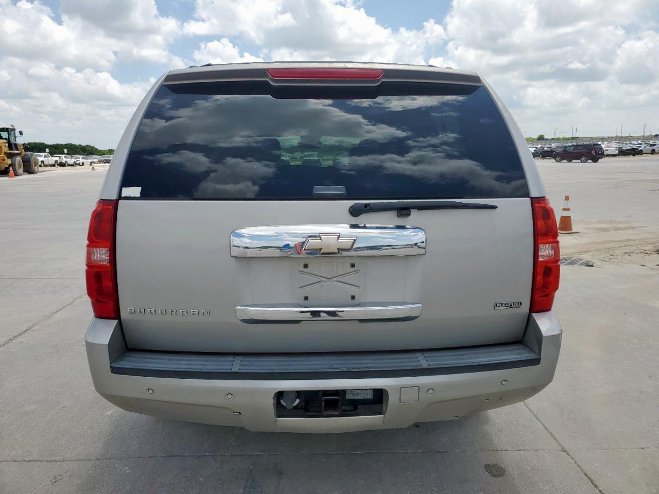 2008 Chevrolet Suburban C1500 Ls VIN: 3GNFC16048G166504 Lot: 61897725