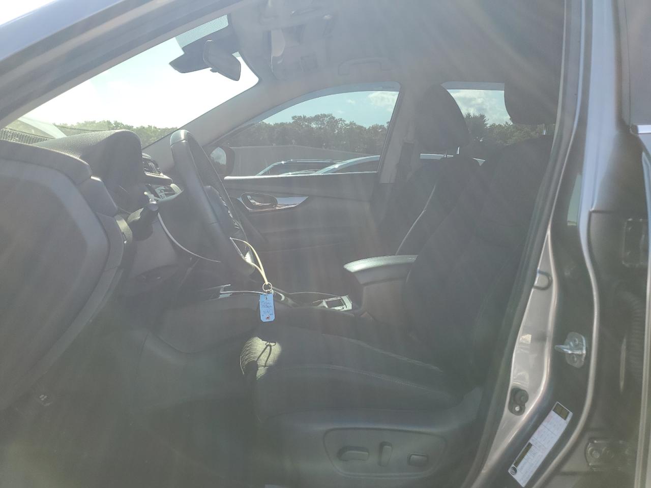 KNMAT2MV3KP546766 NISSAN ROGUE 2019