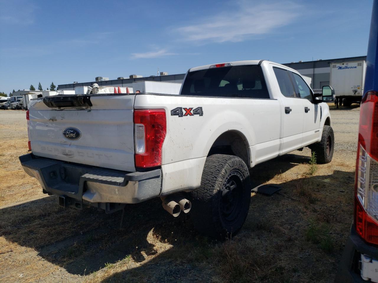 FORD F350 2018 VIN 1FT8W3BTXJEB12805 photo 3
