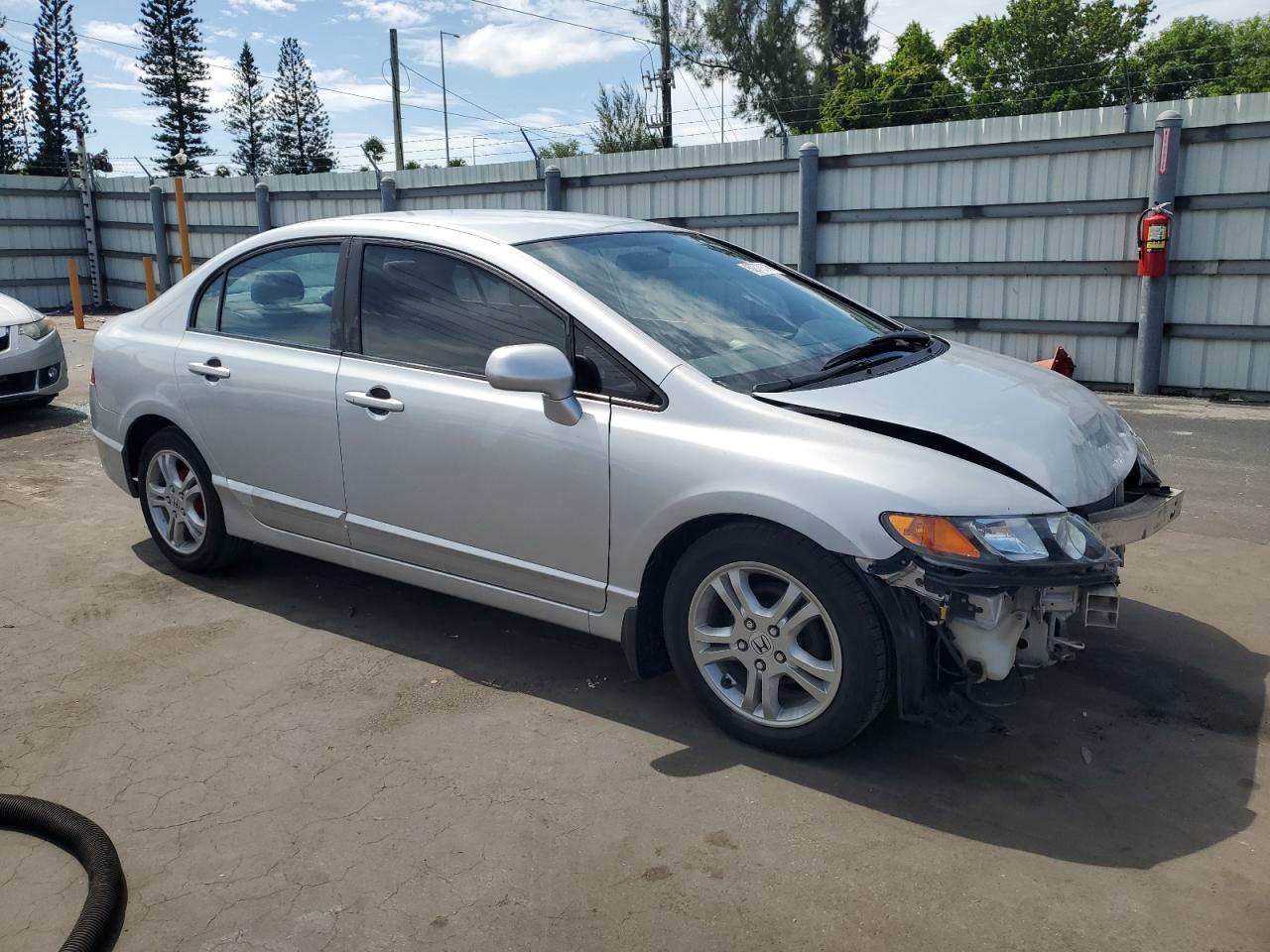 HONDA CIVIC 2007 VIN 2HGFA165X7H313970 фото 4