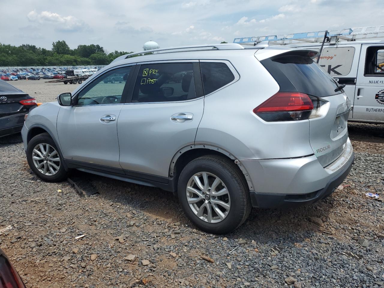 JN8AT2MV5JW346349 NISSAN ROGUE 2018