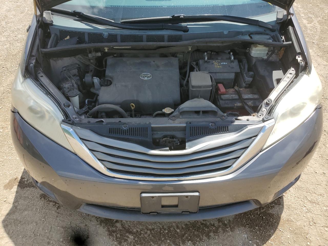 2013 Toyota Sienna Xle VIN: 5TDYK3DC7DS405214 Lot: 62500205