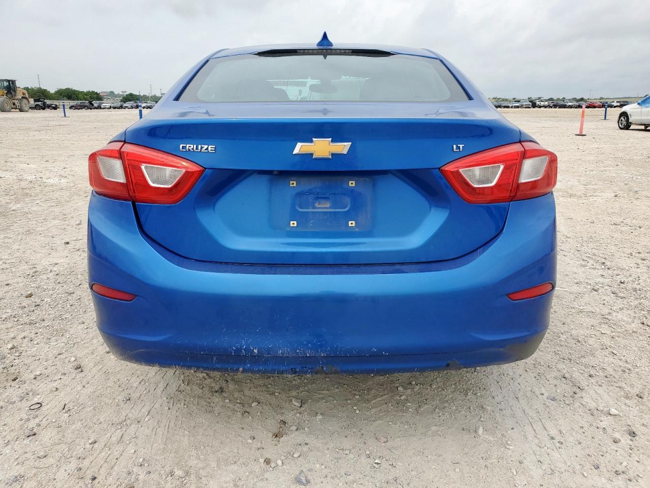 1G1BE5SM2H7263268 CHEVROLET CRUZE 2017