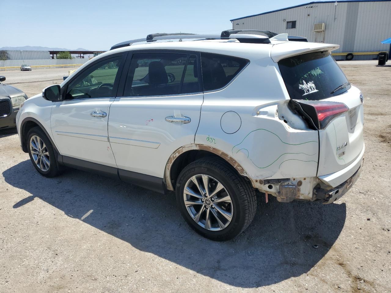 JTMYFREV3HJ717105 TOYOTA RAV4 2017