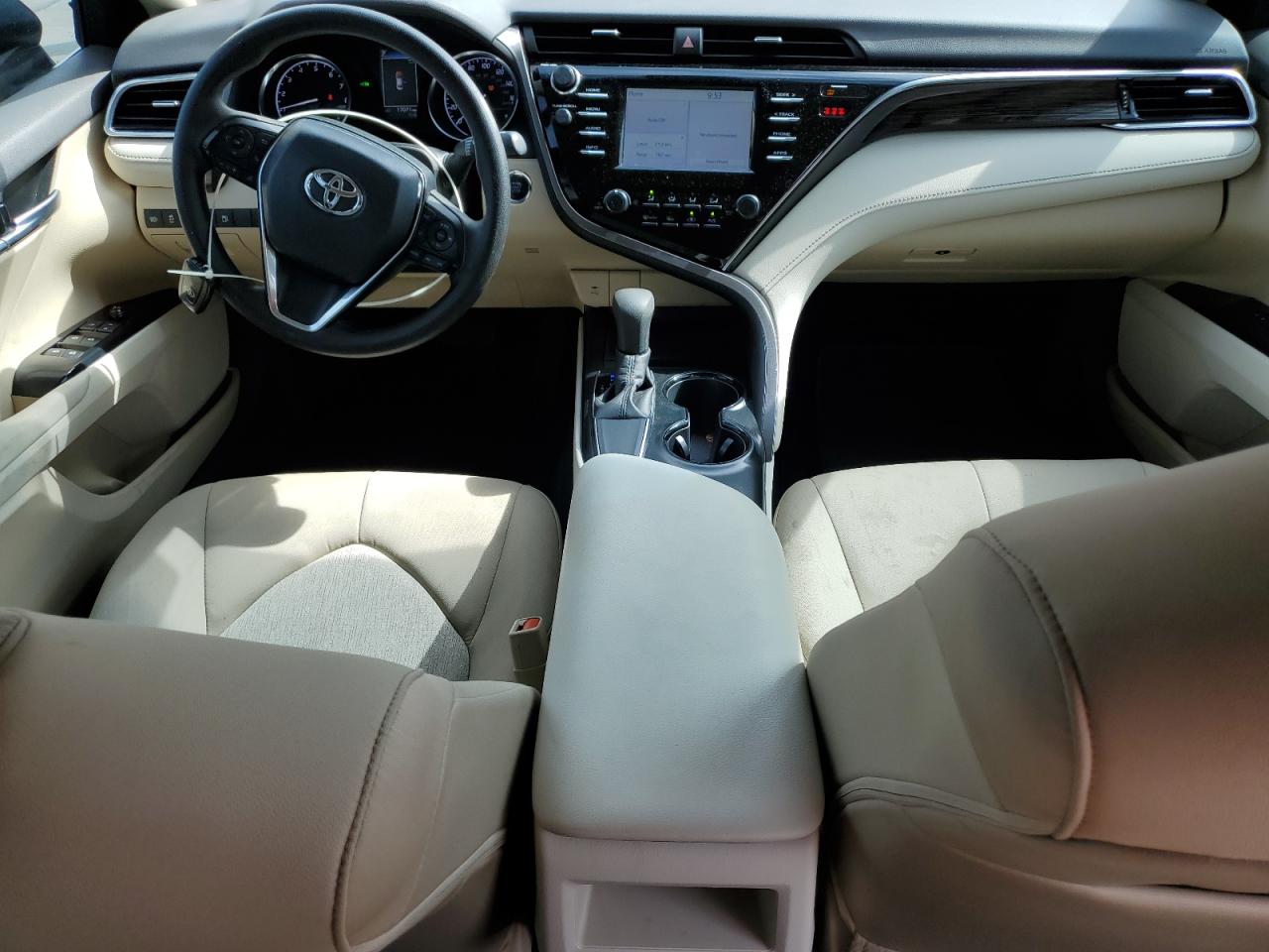 4T1B11HKXJU599366 TOYOTA CAMRY 2018