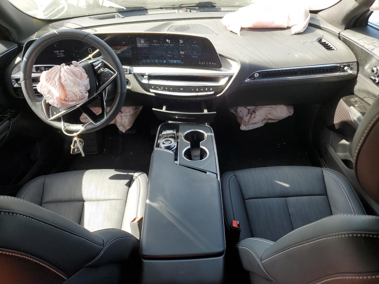 2025 Cadillac Lyriq Luxury VIN: 1GYKPNRK4SZ301482 Lot: 61307745