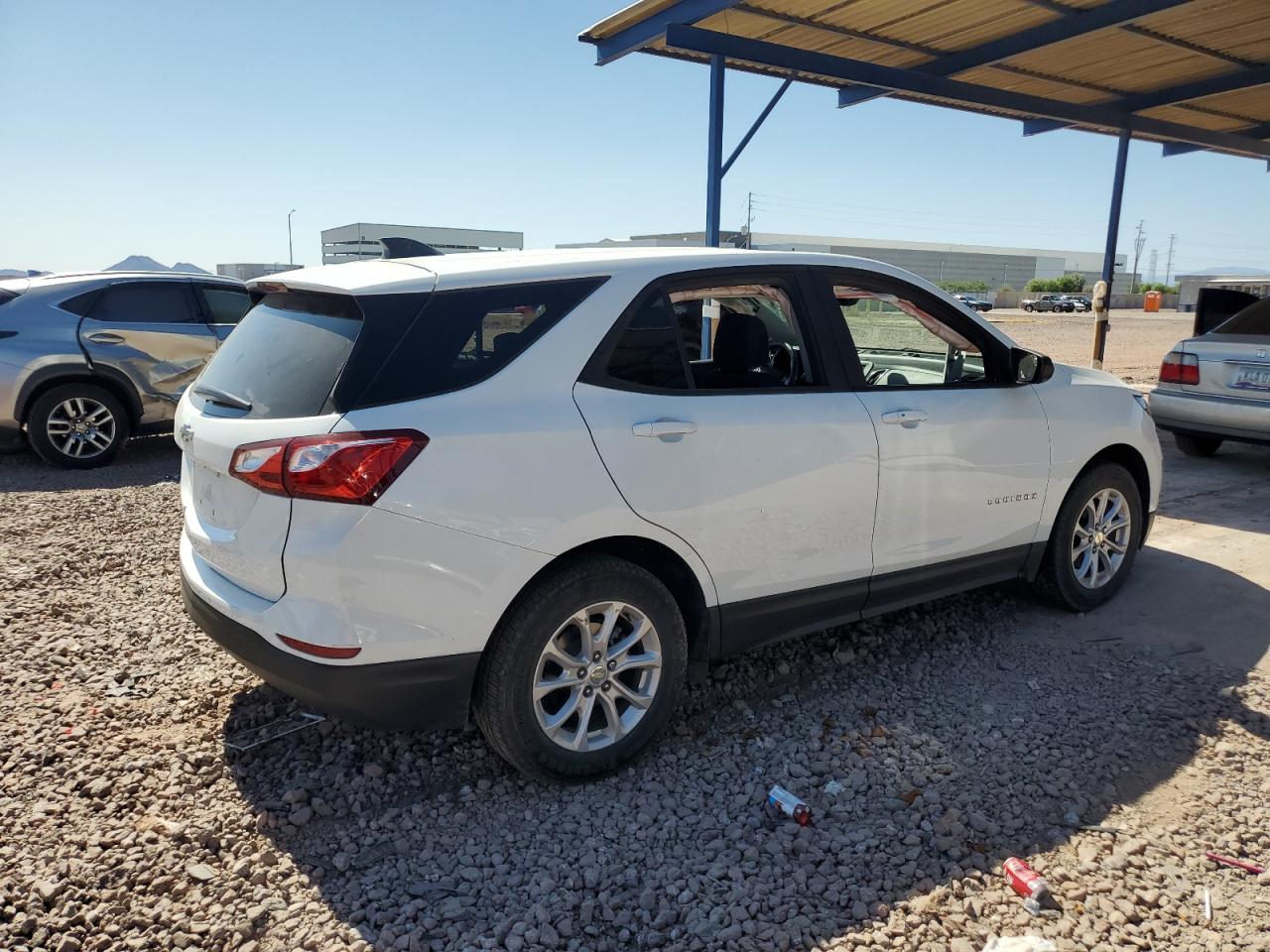 CHEVROLET EQUINOX 2020 VIN 3GNAXHEV9LS697742 фото 3