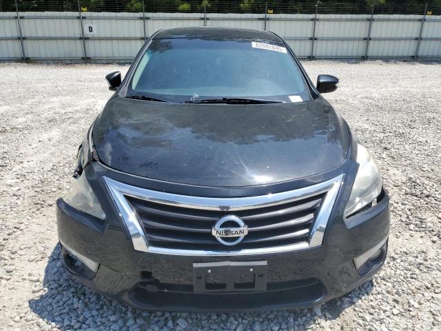 Sedans NISSAN ALTIMA 2015 Czarny