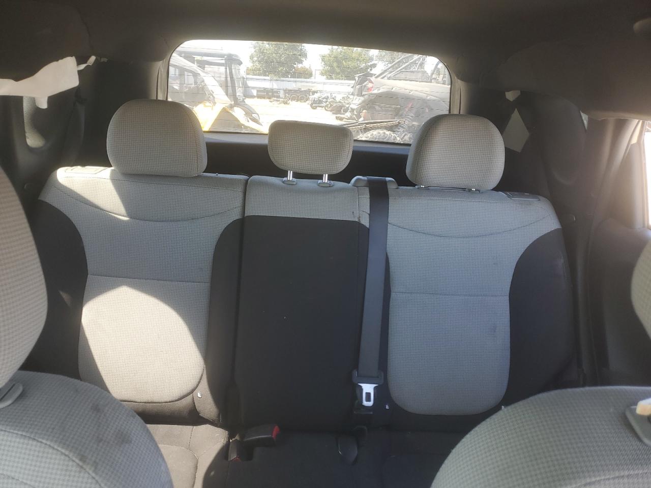 2018 Kia Soul VIN: KNDJN2A21J7535283 Lot: 62947295