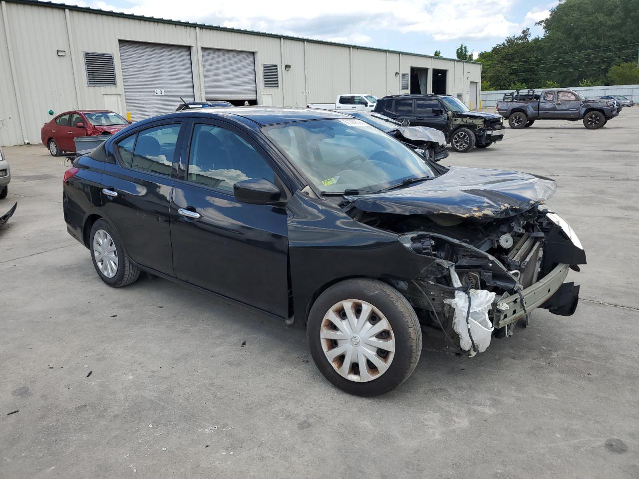 3N1CN7AP1HL828319 NISSAN VERSA 2017