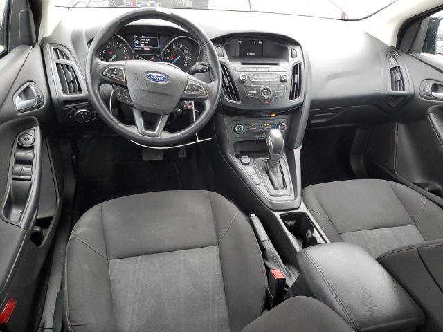  FORD FOCUS 2015 Czerwony