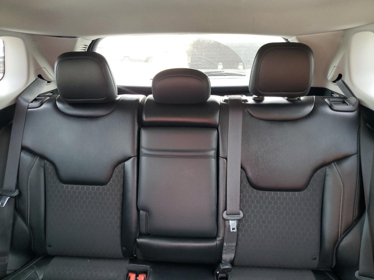 2017 Jeep Compass Latitude VIN: 3C4NJDBB3HT651503 Lot: 60605065