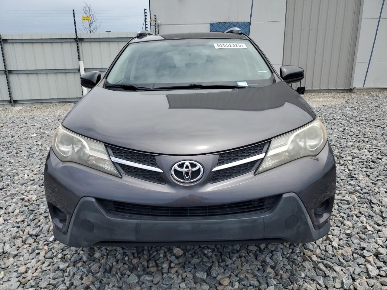 2015 Toyota Rav4 Le VIN: JTMZFREV0FJ050835 Lot: 62652325