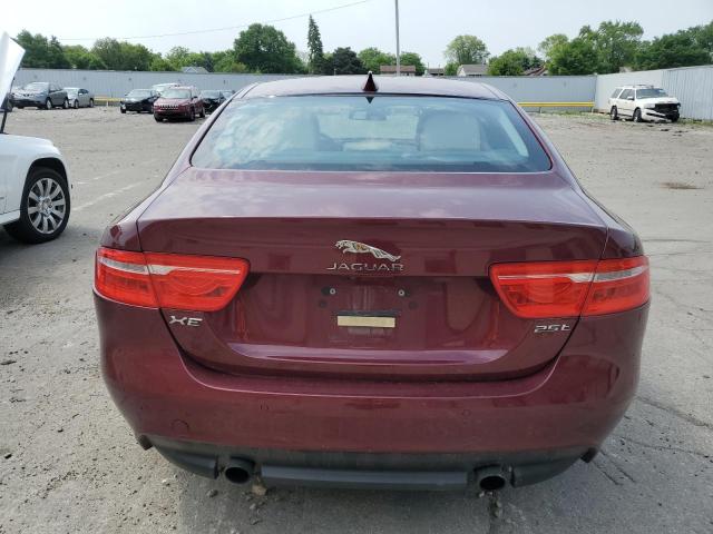  JAGUAR XE 2017 Red