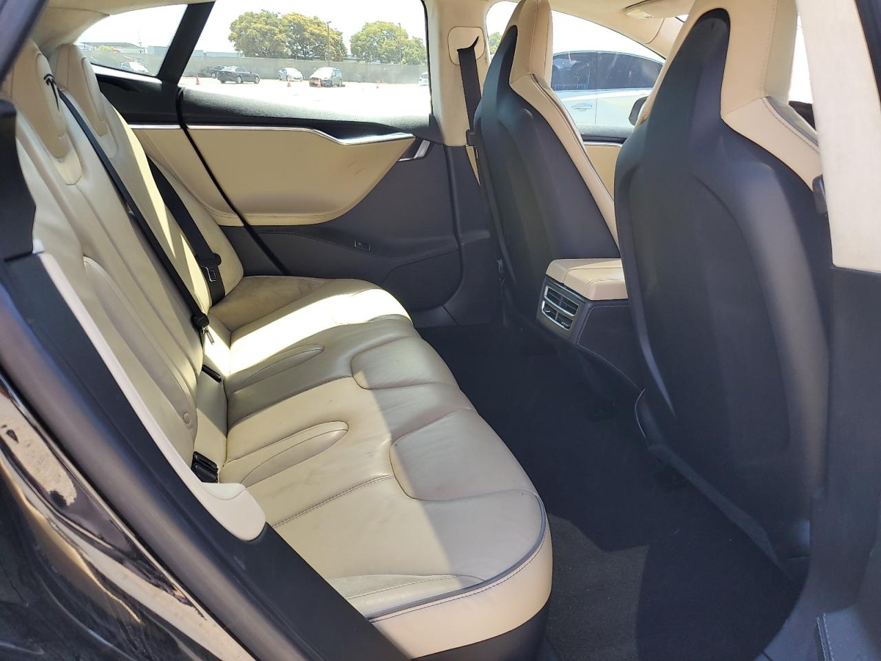 2014 Tesla Model S VIN: 5YJSA1H19EFP49350 Lot: 63087665