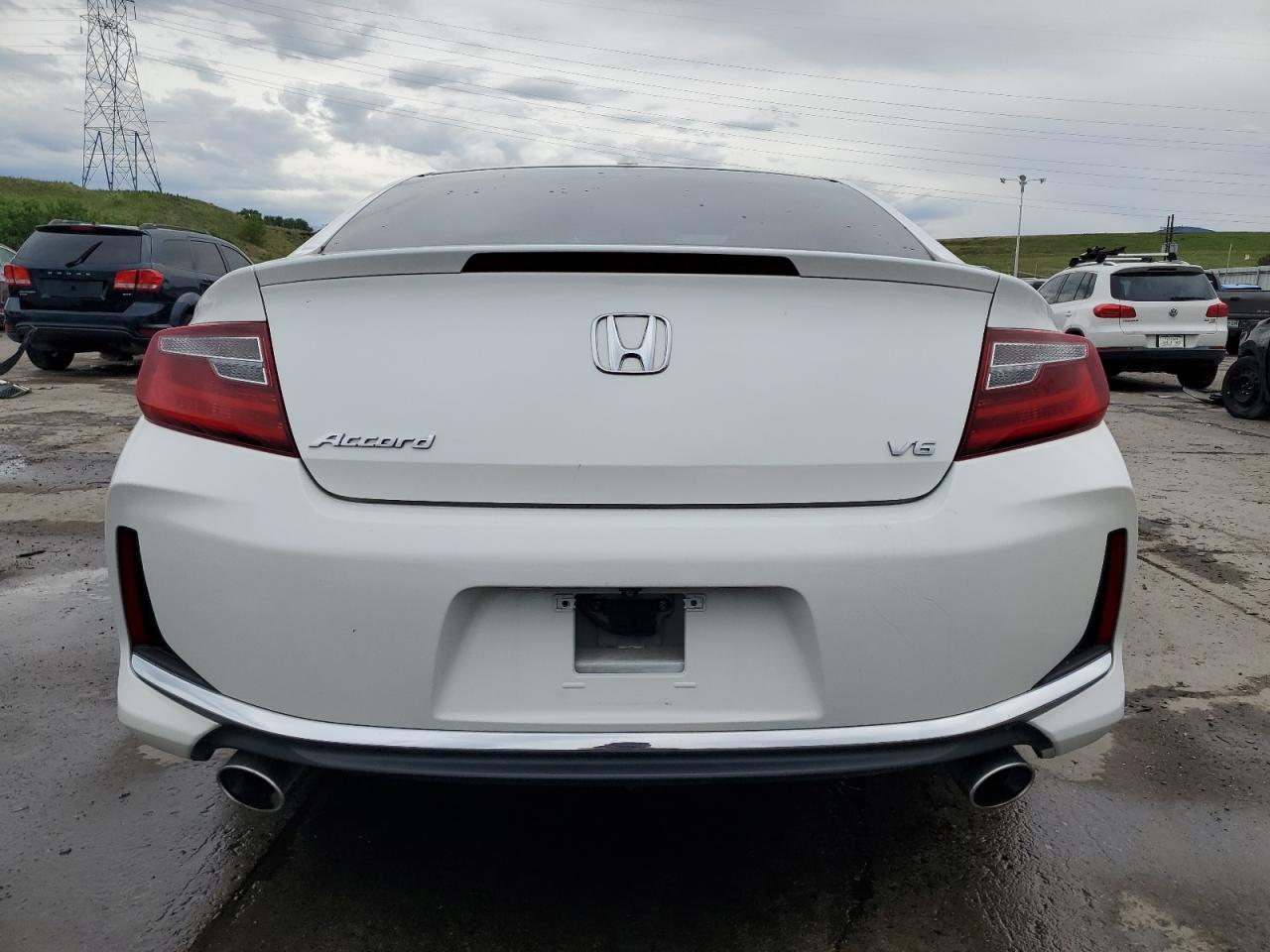 1HGCT2B85HA005835 HONDA ACCORD 2017