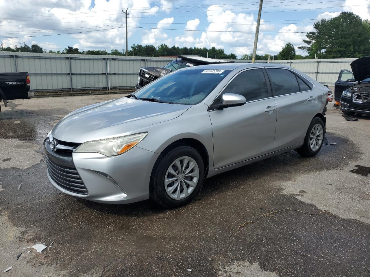 2016 Toyota Camry Le იყიდება Montgomery-ში, AL - Rear End