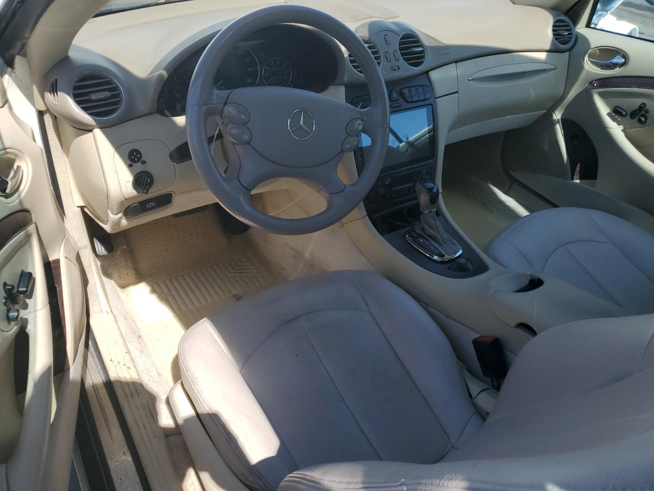 2004 Mercedes-Benz Clk 500 VIN: WDBTK75G24T021599 Lot: 61686235