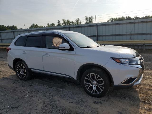  MITSUBISHI OUTLANDER 2016 White