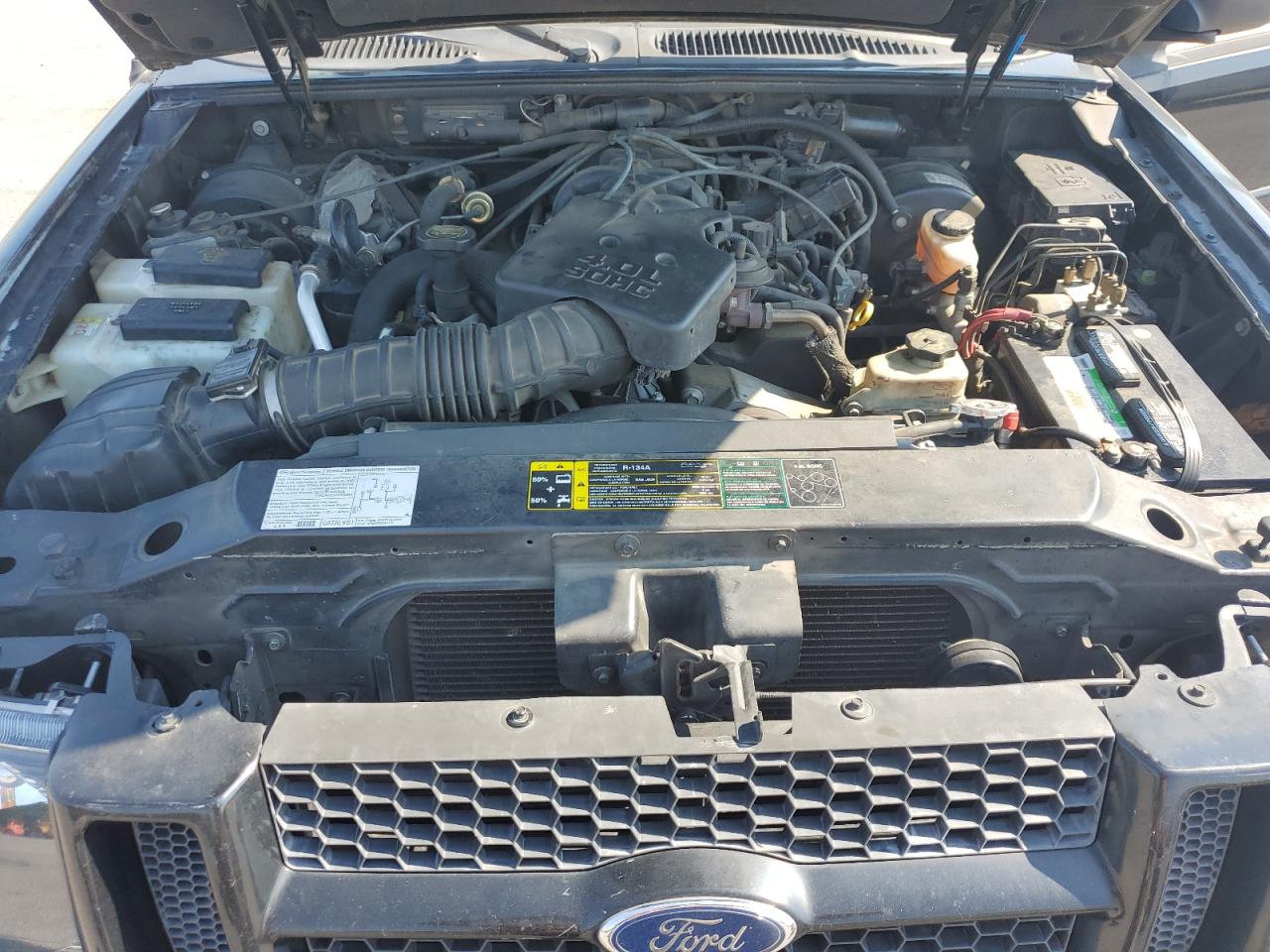 2004 Ford Explorer Sport Trac VIN: 1FMZU67KX4UC35084 Lot: 61967505