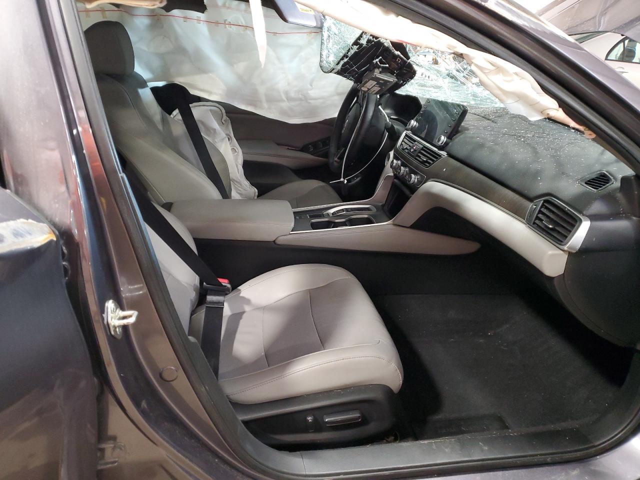 1HGCV2F9XKA016690 HONDA ACCORD 2019