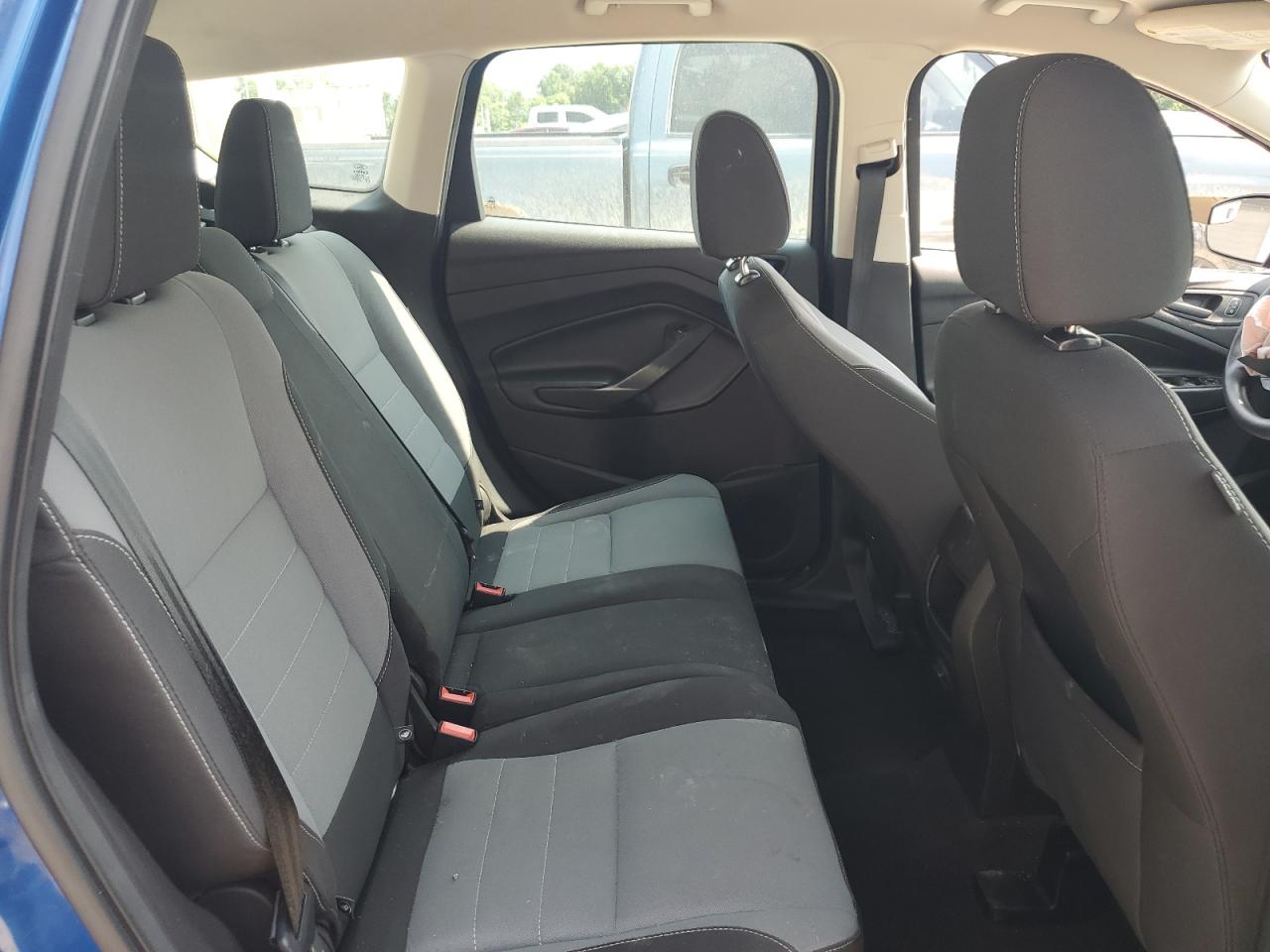 1FMCU0F75HUD58927 FORD ESCAPE 2017