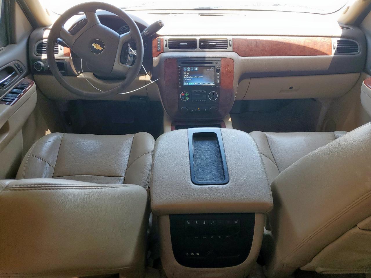 2013 Chevrolet Suburban C1500 Ltz VIN: 1GNSCKE08DR377740 Lot: 61482895