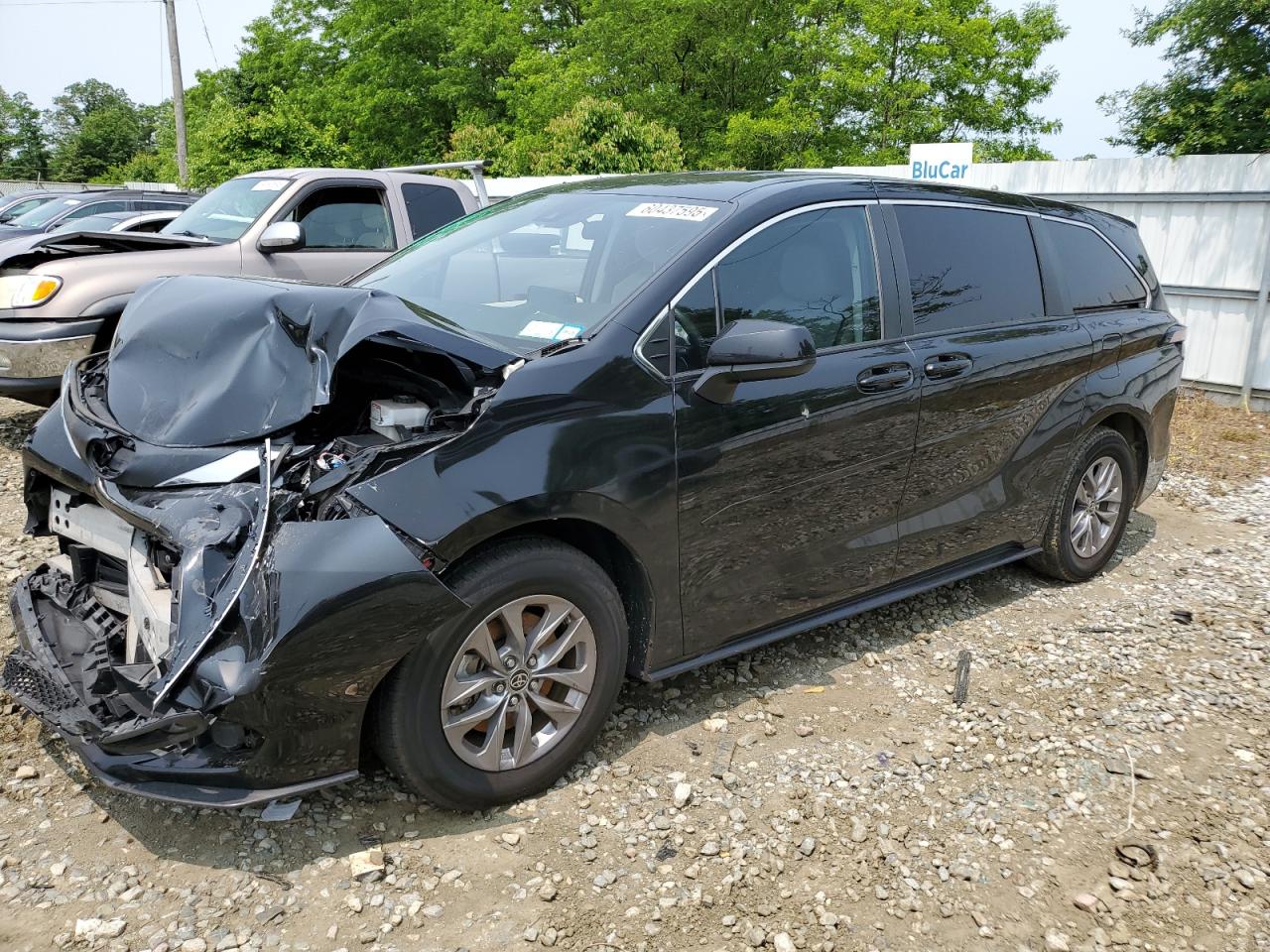 2021 Toyota Sienna Le
