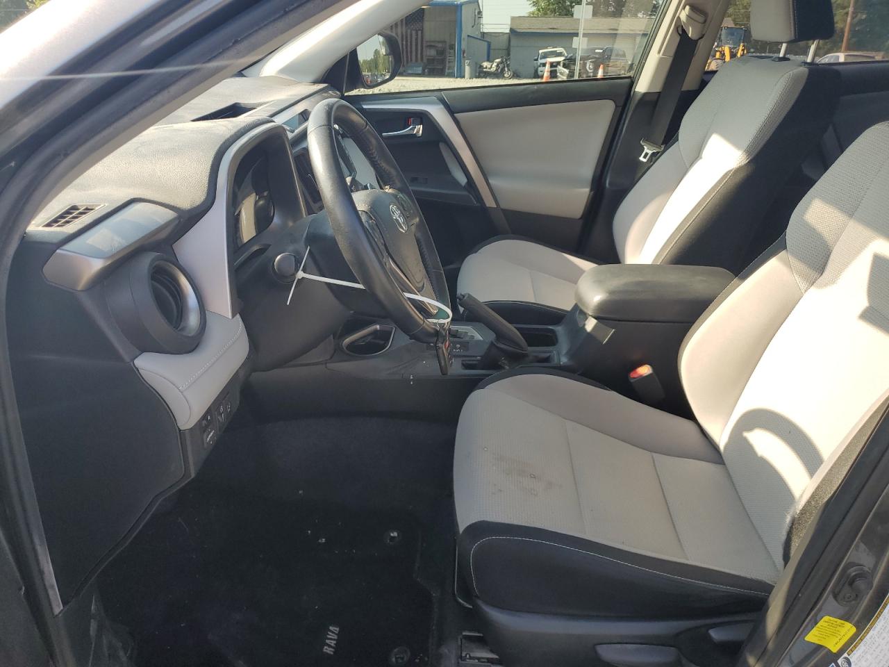 2017 Toyota Rav4 Hv Le VIN: JTMRJREV5HD123195 Lot: 62306035