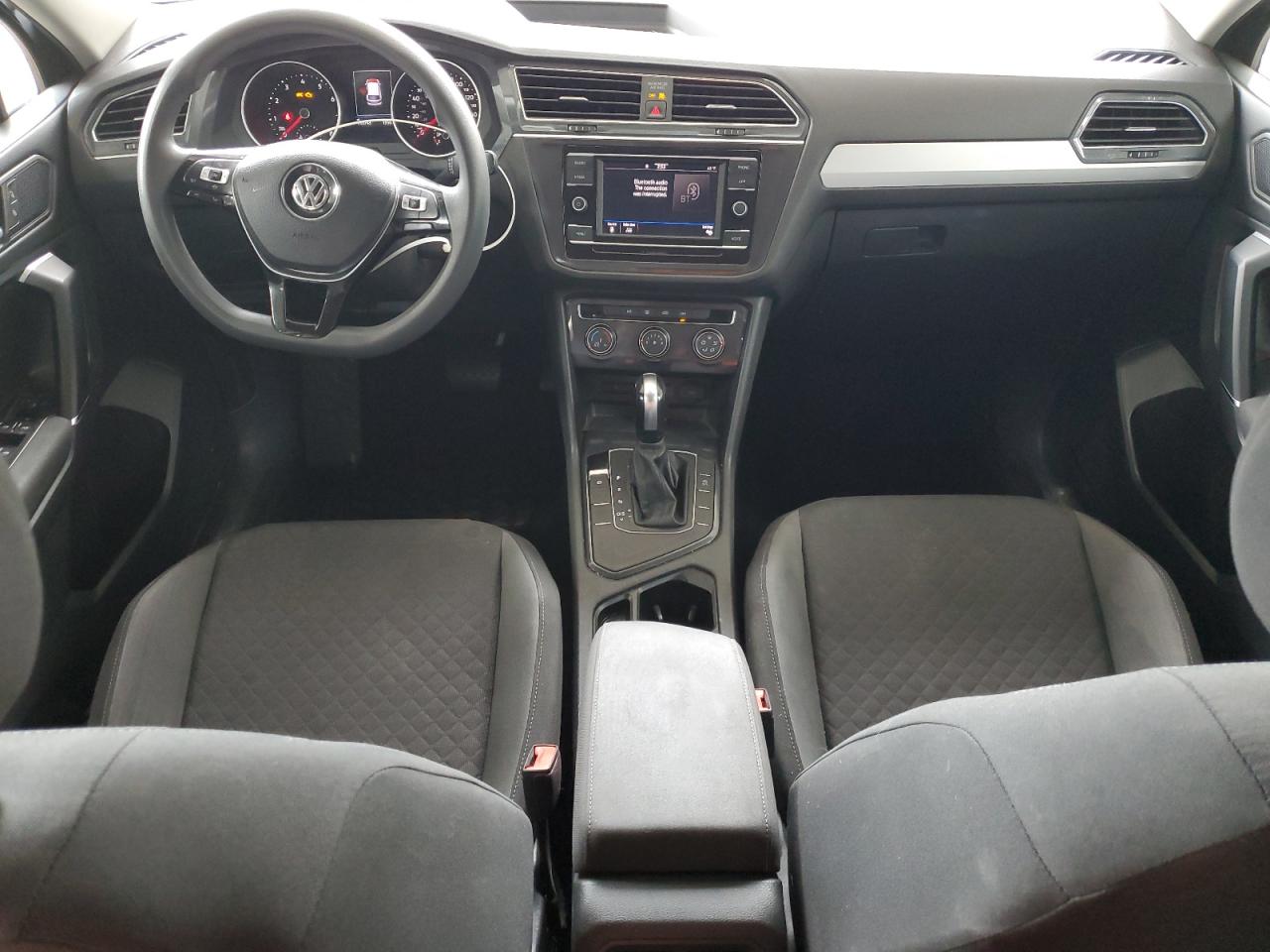 Фото: 3VV1B7AX7LM044583 - 8