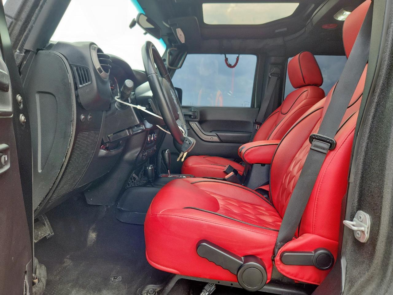 2017 Jeep Wrangler - Image 7