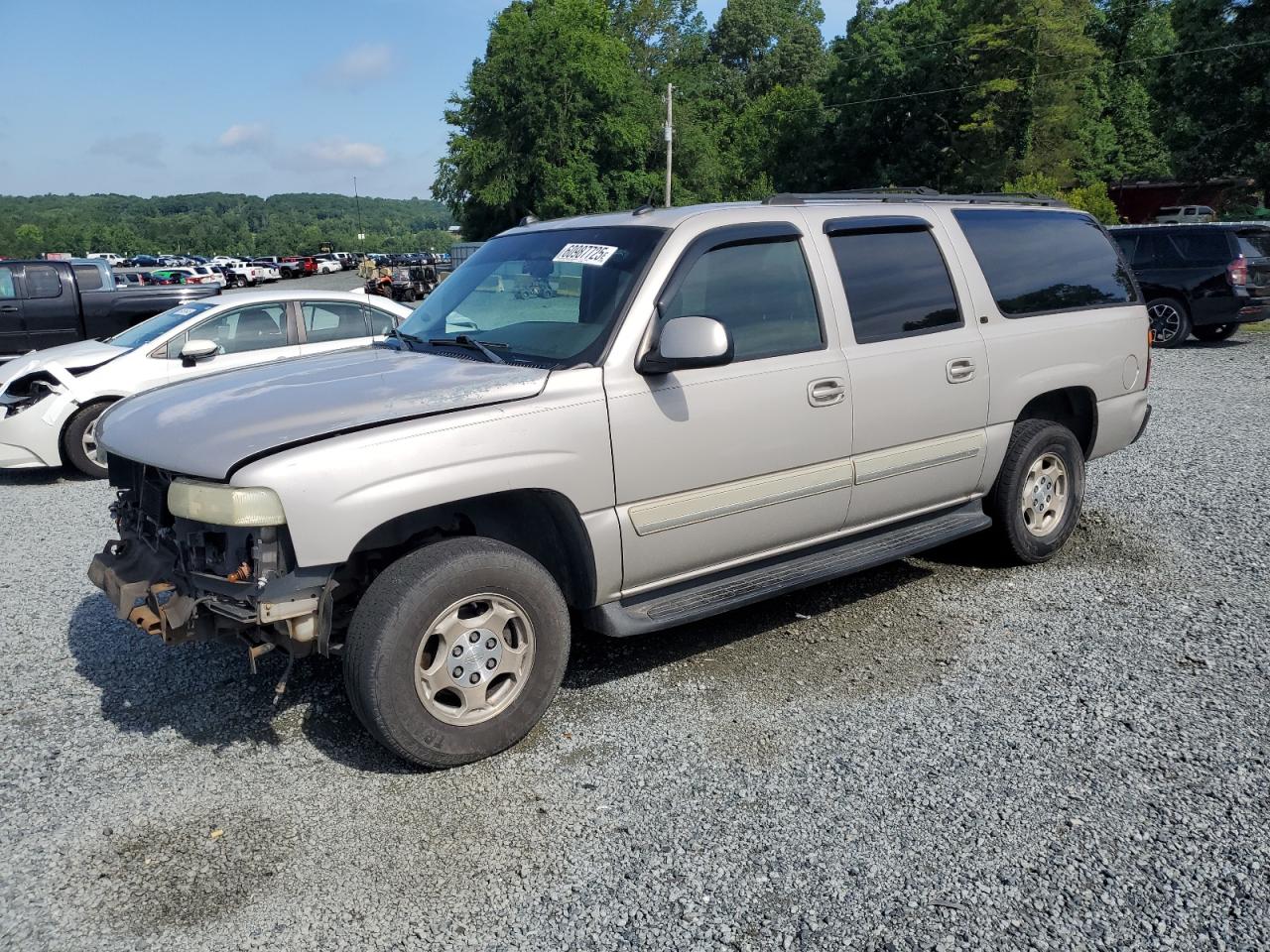 2004 Chevrolet Suburban C1500 for Sale in Concord, NC - Front End