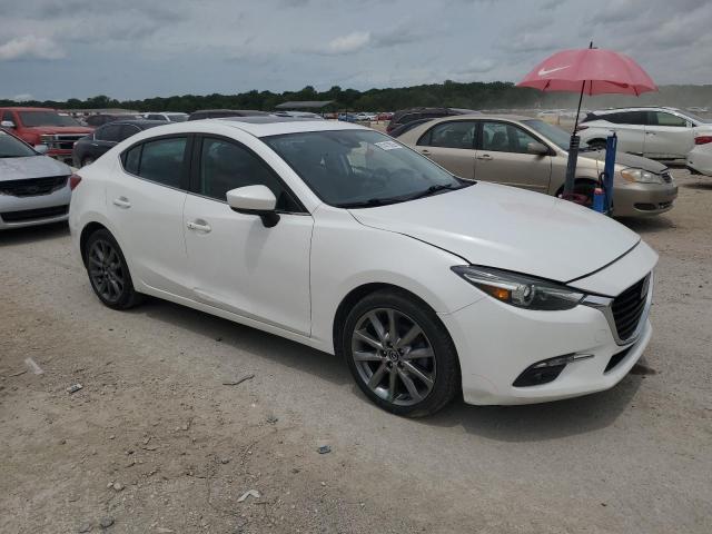  MAZDA 3 2018 Белы