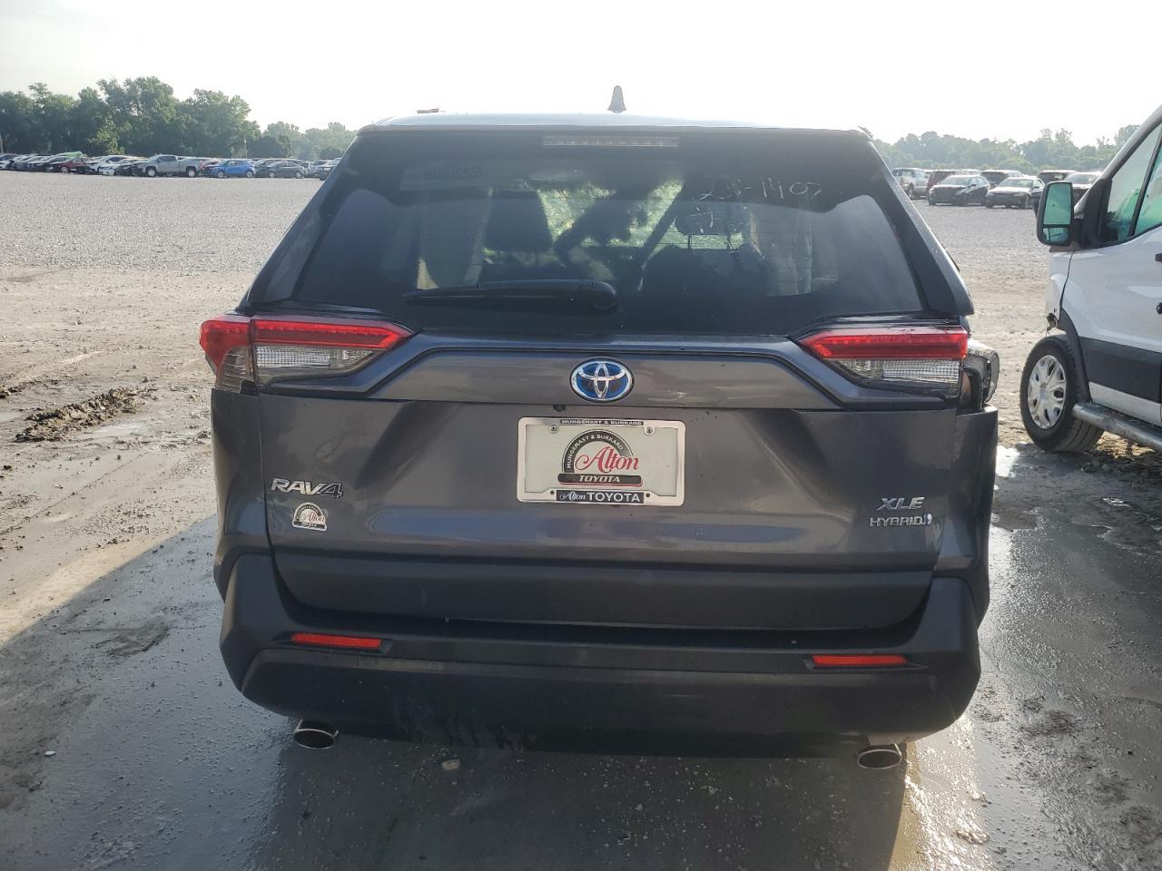 2020 Toyota Rav4 Xle VIN: JTMRWRFV1LD057270 Lot: 61754695