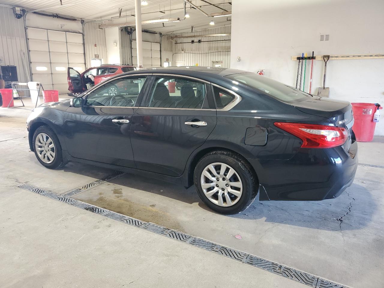 1N4AL3AP4HC490385 NISSAN ALTIMA 2017