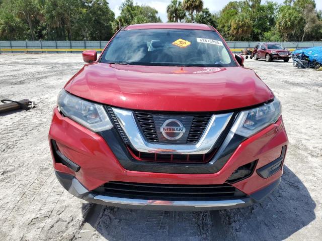  NISSAN ROGUE 2017 Czerwony