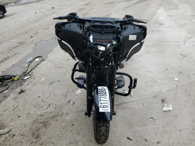  HARLEY-DAVIDSON FL 2018 Черный