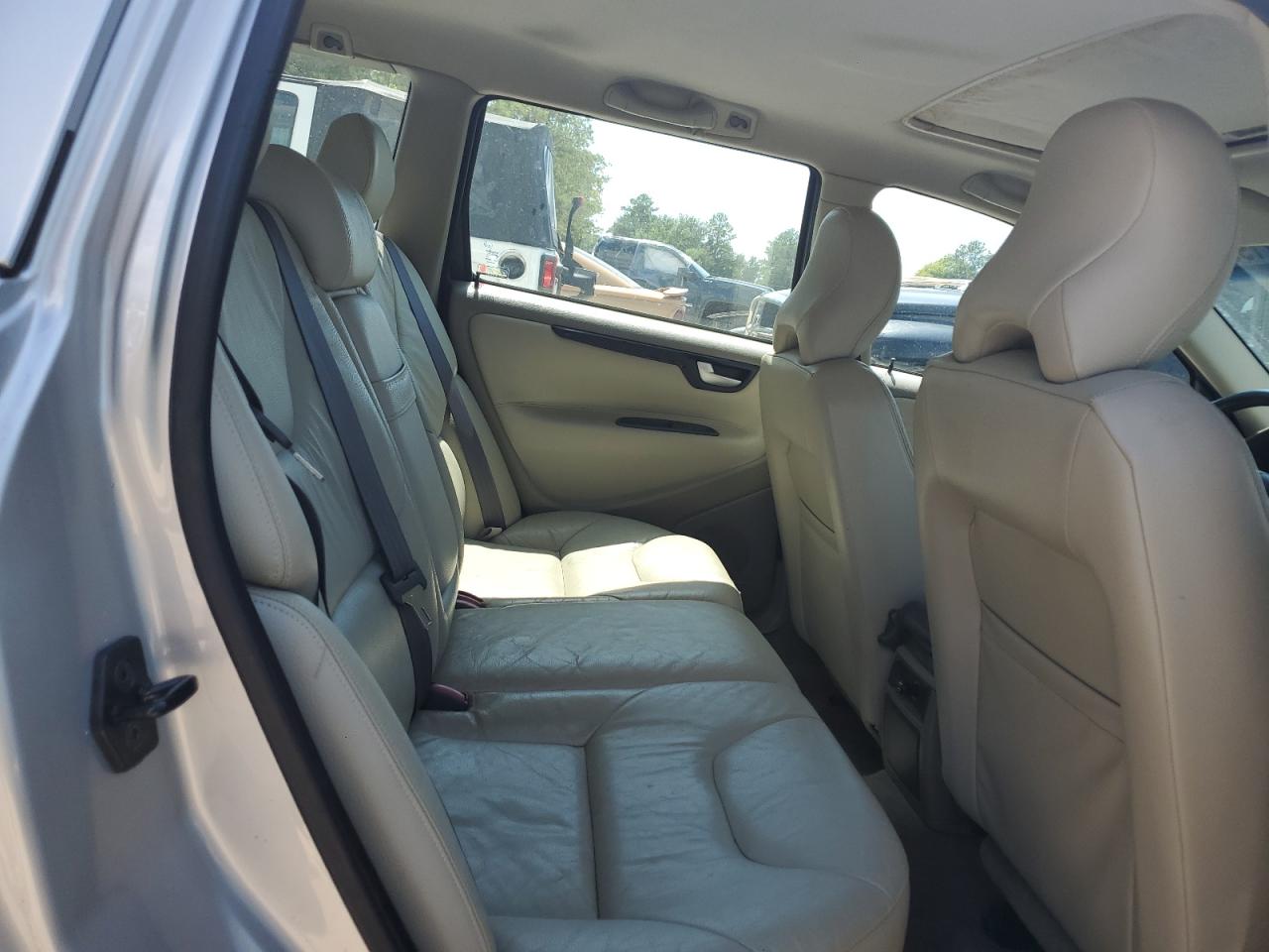 2002 Volvo V70 VIN: YV1SW61R722226447 Lot: 62111995
