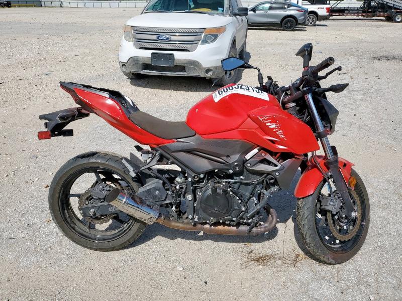 2022 Kawasaki Er400 D  
