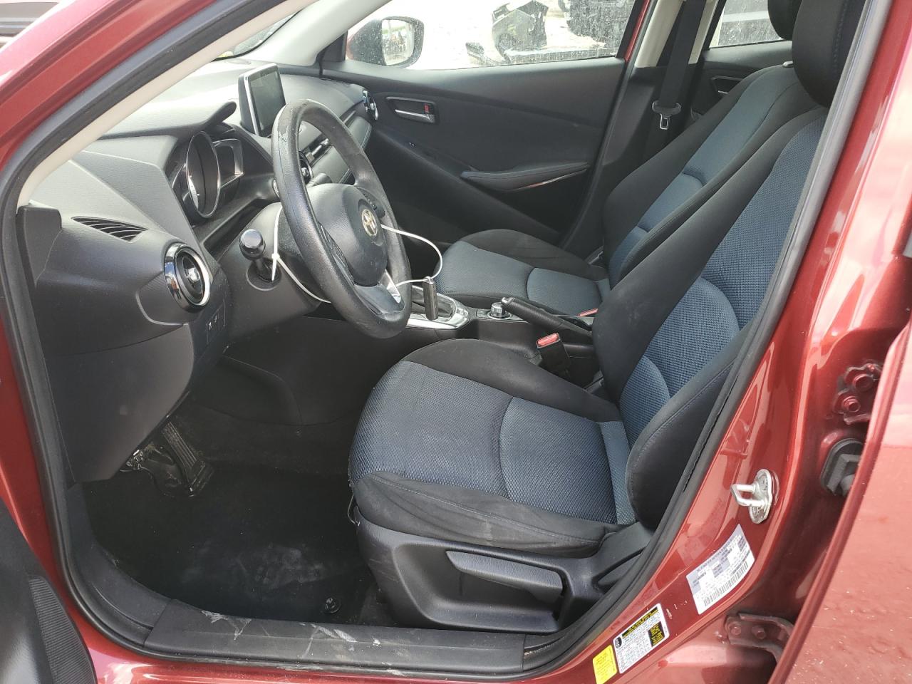 3MYDLBYV4HY175987 TOYOTA YARIS 2017