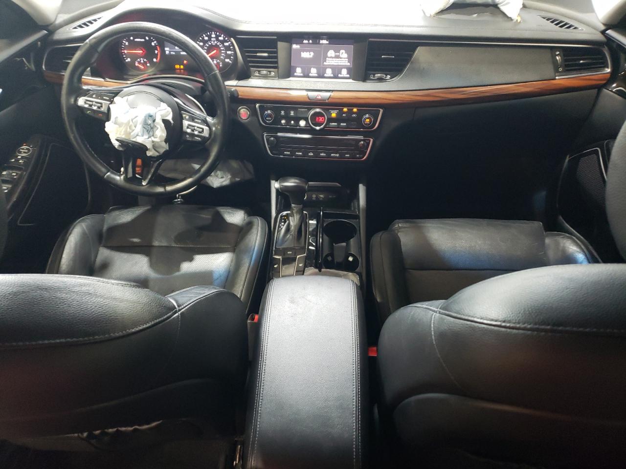 2017 Kia Cadenza Premium VIN: KNALB4J12H5086896 Lot: 59199505