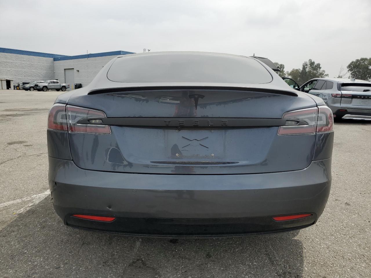 2017 Tesla Model S VIN: 5YJSA1E40HF227256 Lot: 62371615