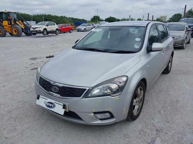 KIA CEED 2 AUT 2012