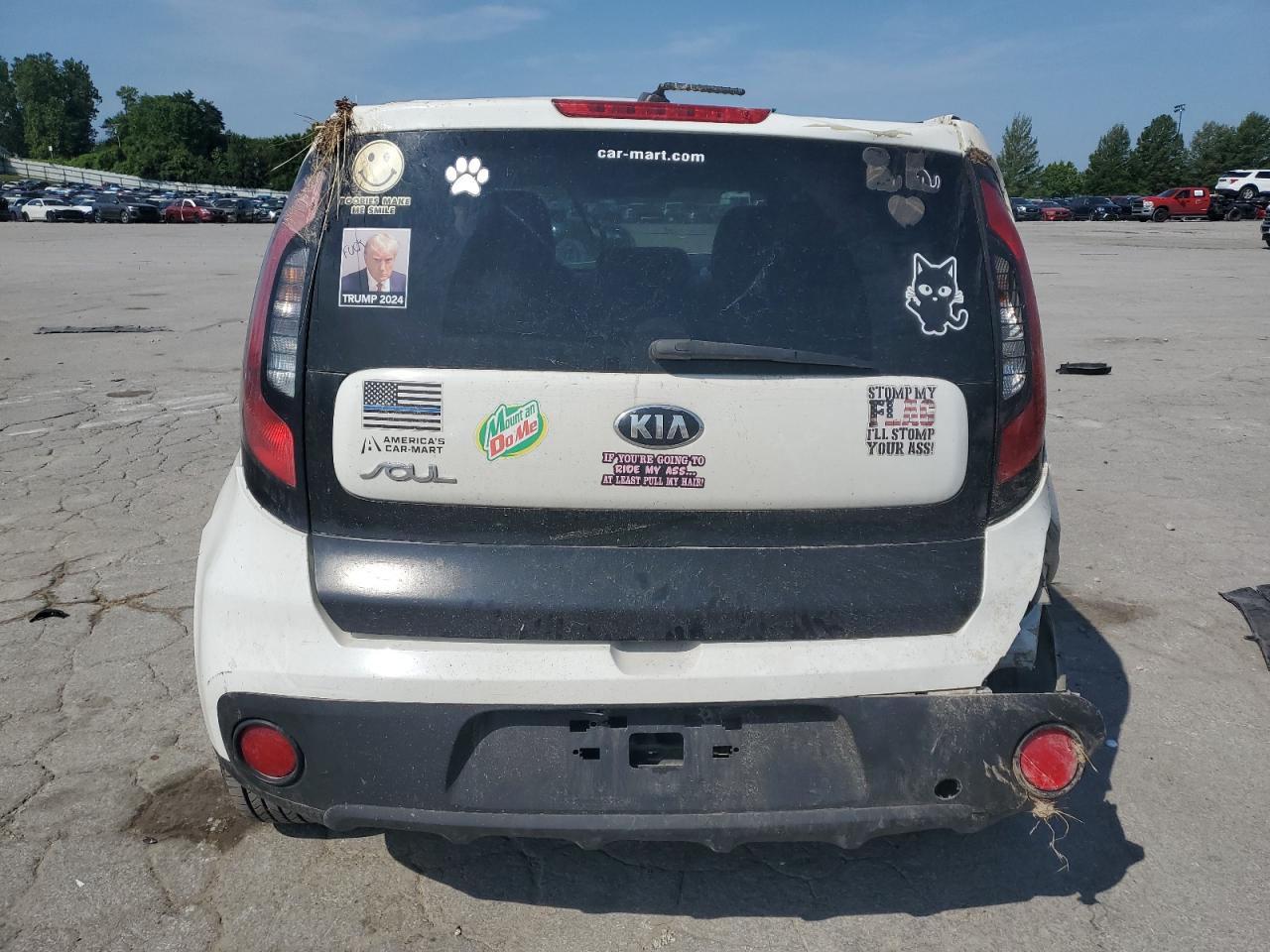 2018 Kia Soul VIN: KNDJN2A22J7563545 Lot: 62333475