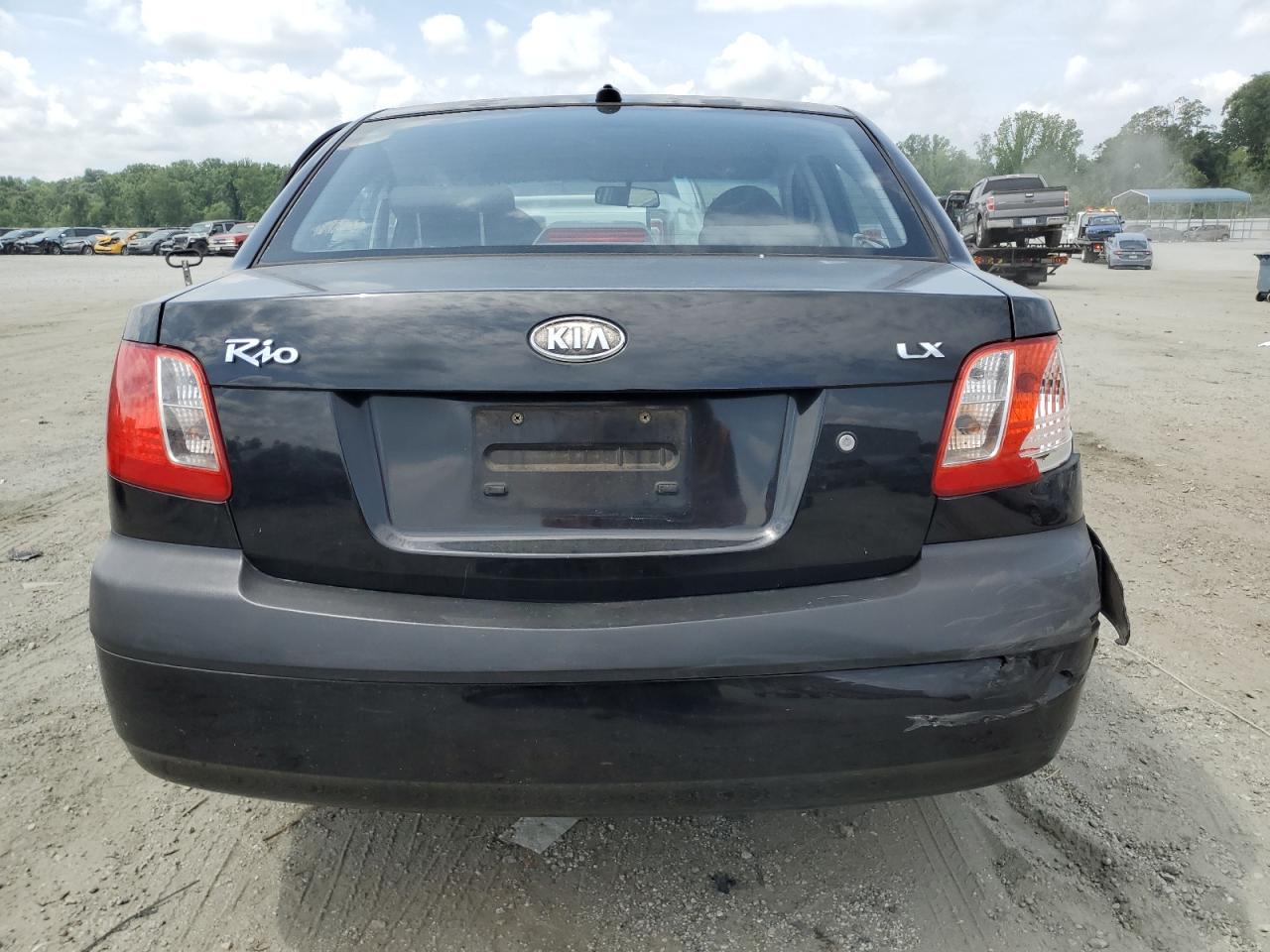 2009 Kia Rio Base VIN: KNADE223896488272 Lot: 60893015