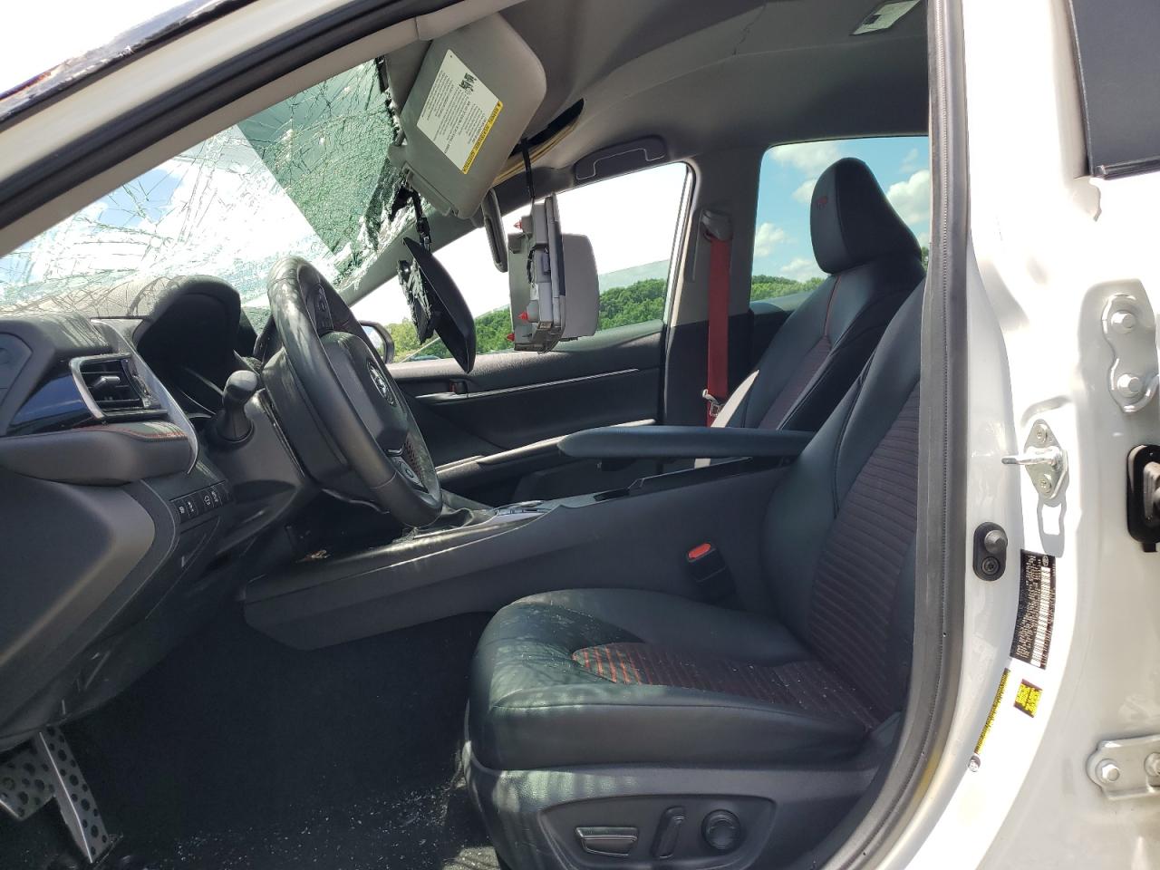 4T1KZ1AK3RU098236 TOYOTA CAMRY 2024