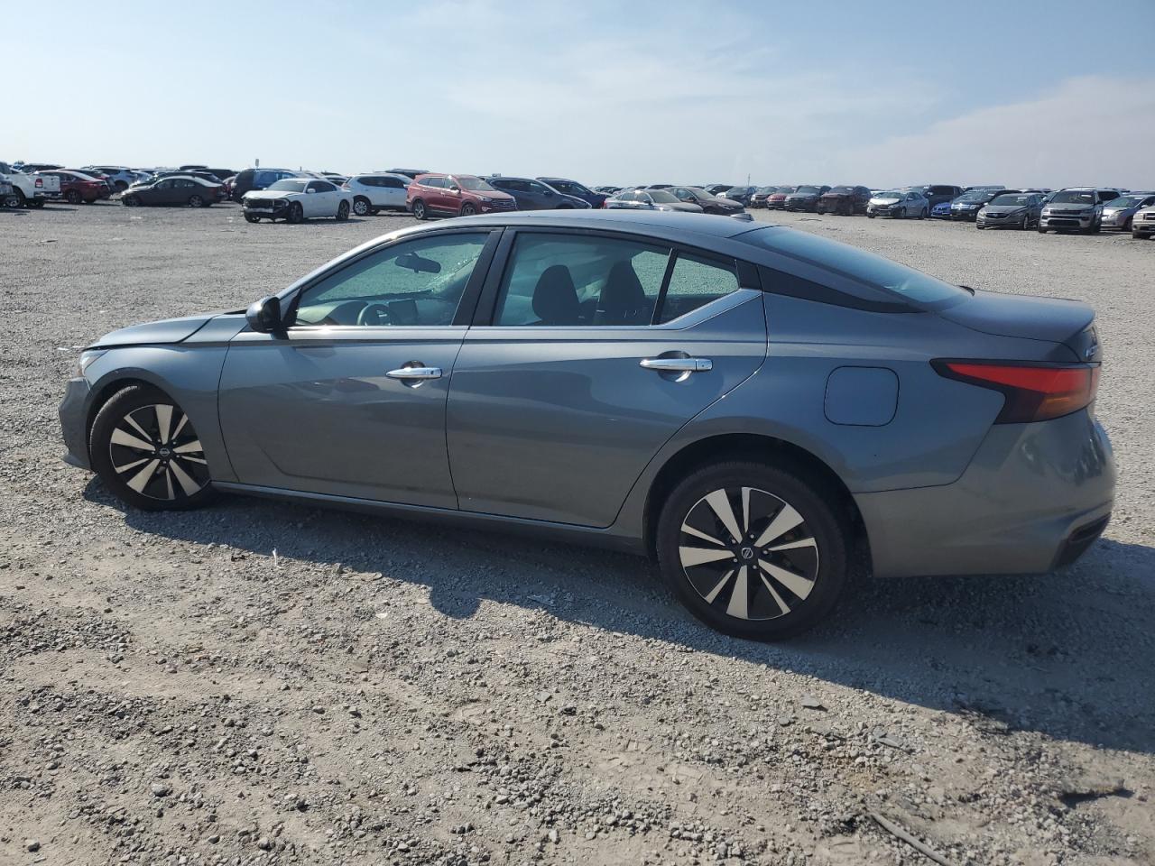 NISSAN ALTIMA 2021 VIN 1N4BL4DV1MN326644 zdjęcie 2