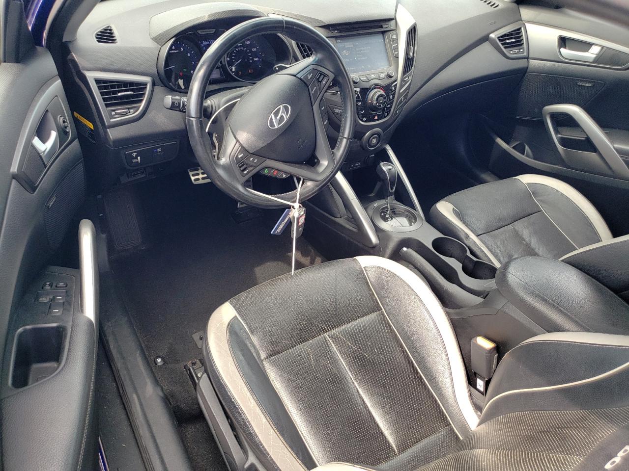 2015 Hyundai Veloster Turbo VIN: KMHTC6AE2FU216284 Lot: 62455775
